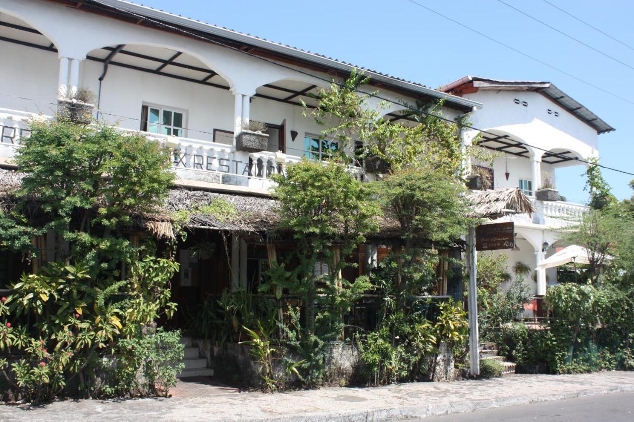 Hotel Jardin De La Paix Moroni Ngoại thất bức ảnh