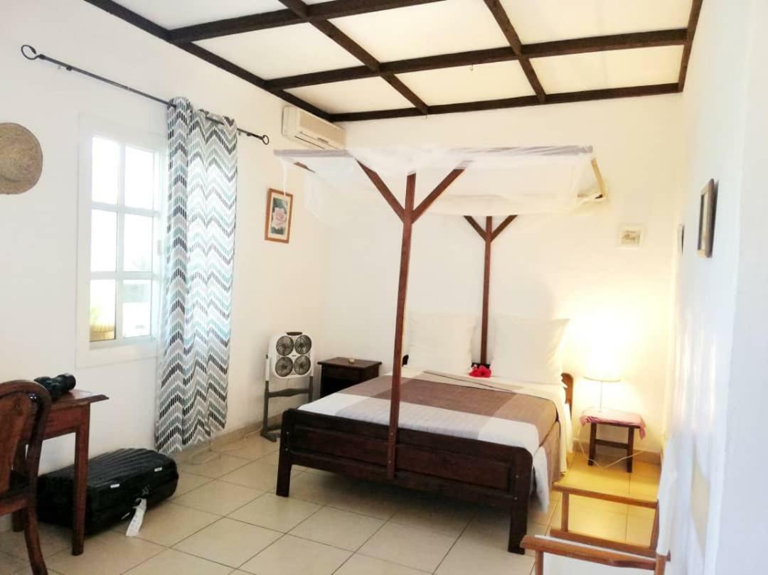 Hotel Jardin De La Paix Moroni Ngoại thất bức ảnh