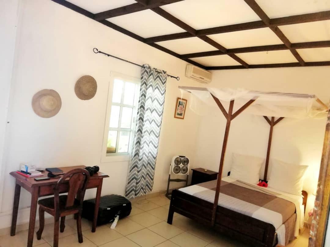 Hotel Jardin De La Paix Moroni Ngoại thất bức ảnh